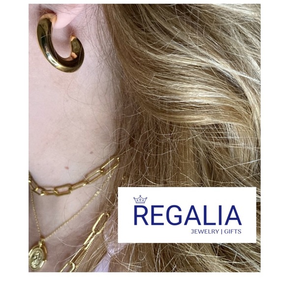 ✨18k Gold Plated Stainless Steel Hollow Hoops 🤩 2023 BESTSELLING JEWELRY 🌻 - Picture 2 of 3